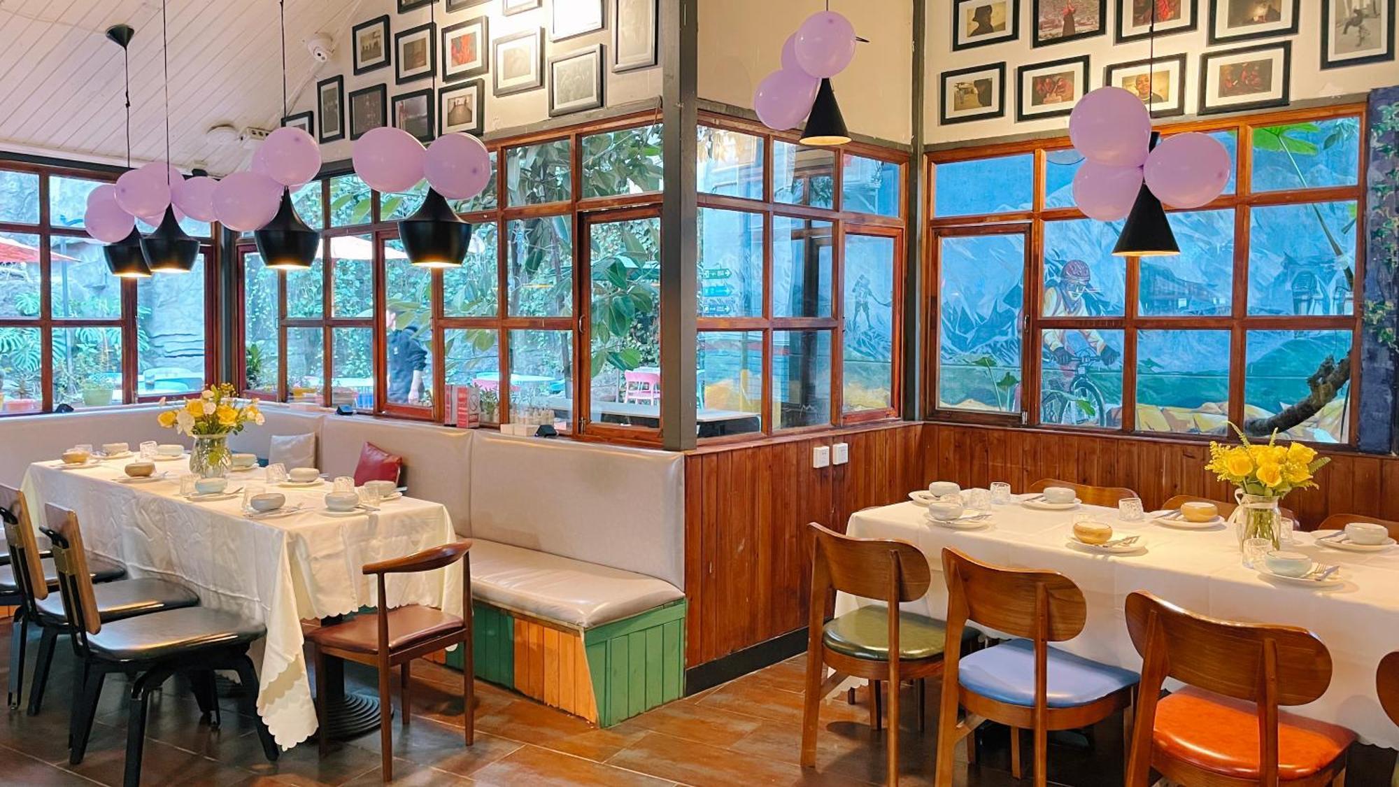Kunming Upland International Youth Hostel Near The City Center ,2 Mins Walk To The Subway, 2 Mins Walk To The Green Lake, Close To Yuan Tong Temple, Old Street, Yunnan University, Convenient Payment And Visa Cards Are Accepted Exterior photo